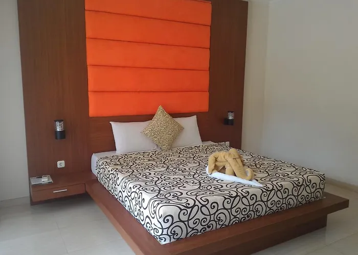 Adipana Bungalow Guest house 2*